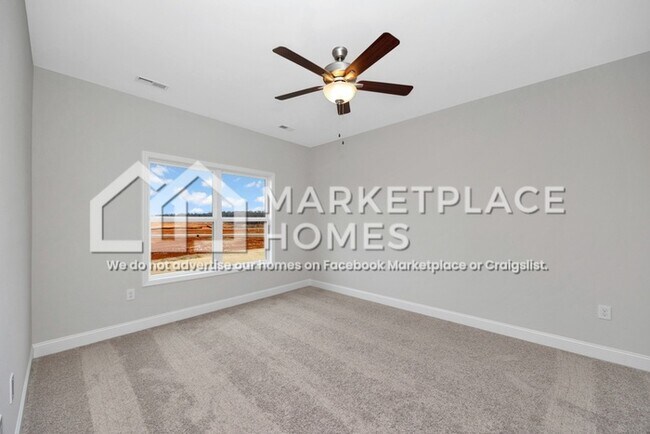 Building Photo - 113 Saylor Rose Dr