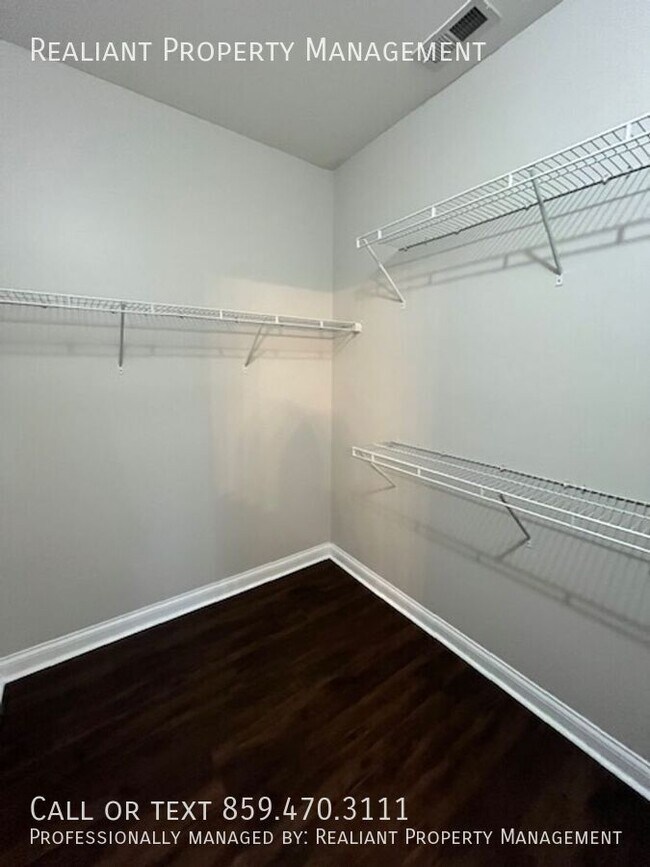 Building Photo - 2644 Kearney Ridge Boulevard