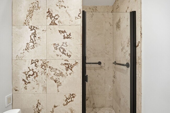 Building Photo - Charming 2-Bedroom Casita