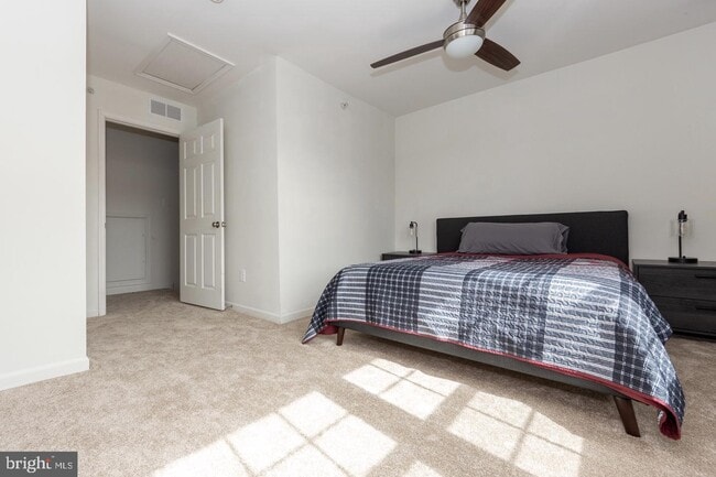 Building Photo - 1644 Oakridge Ln