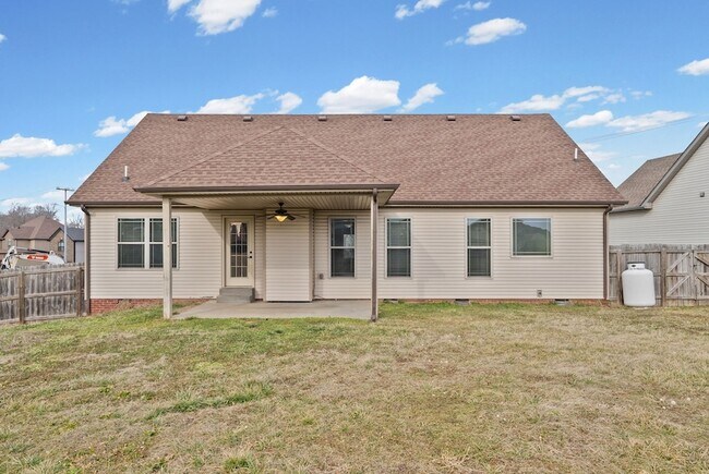 Building Photo - 1725 Autumnwood Blvd