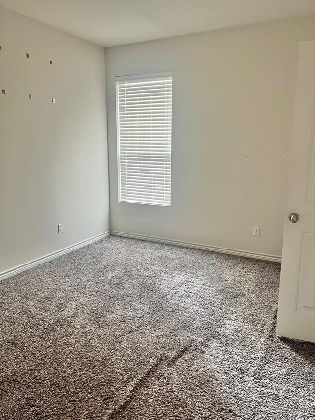 Building Photo - 1626 Boise Dr