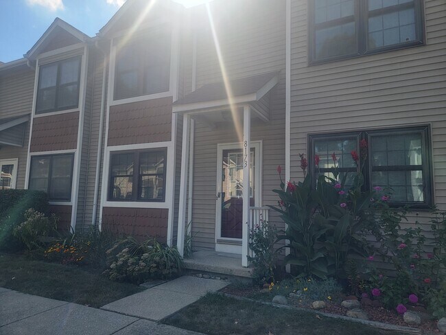 Building Photo - 8173 Newark Ave