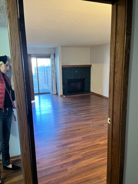 Master bedroom doorway - 1300 G St