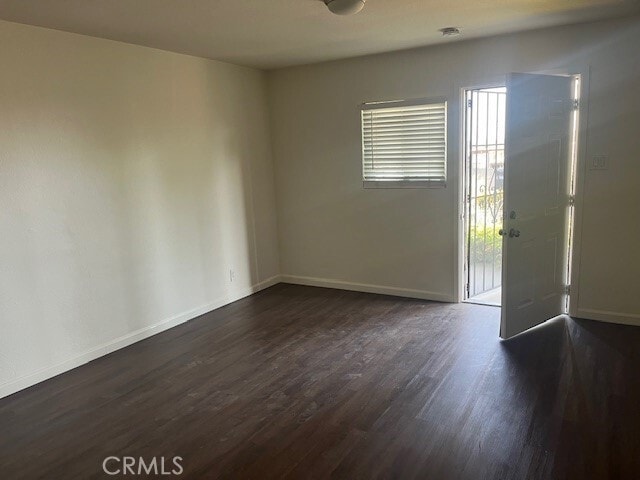 Building Photo - 36947 Melrose Dr