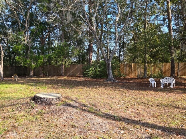 Building Photo - 3/2- Adorable home in Northwood Pines