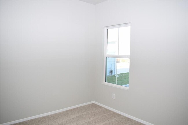 Building Photo - 11608 Murano Dr