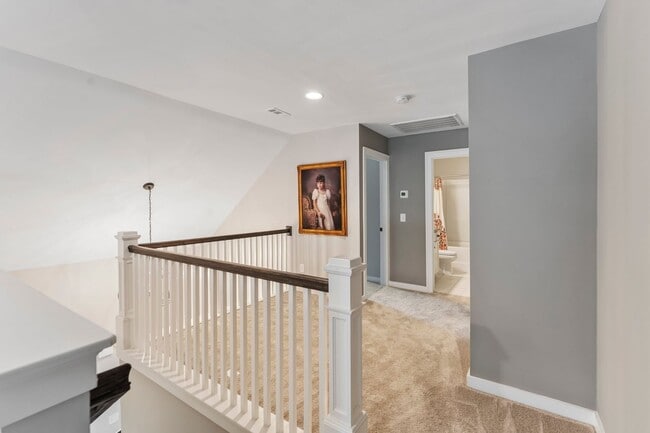 Building Photo - Spotless rental home in the highly sought-after McDaniels neighborhood in College Grove