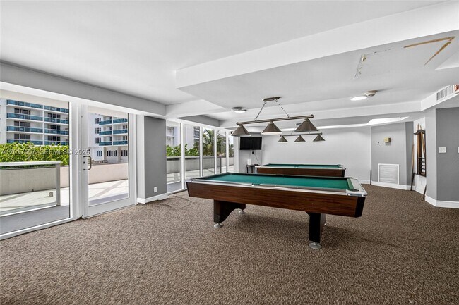 Building Photo - 2401 Collins Ave