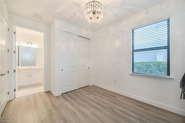 Building Photo - 10335 Ventana Ln