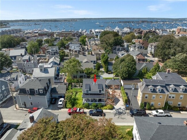 Building Photo - 9 Anthony St