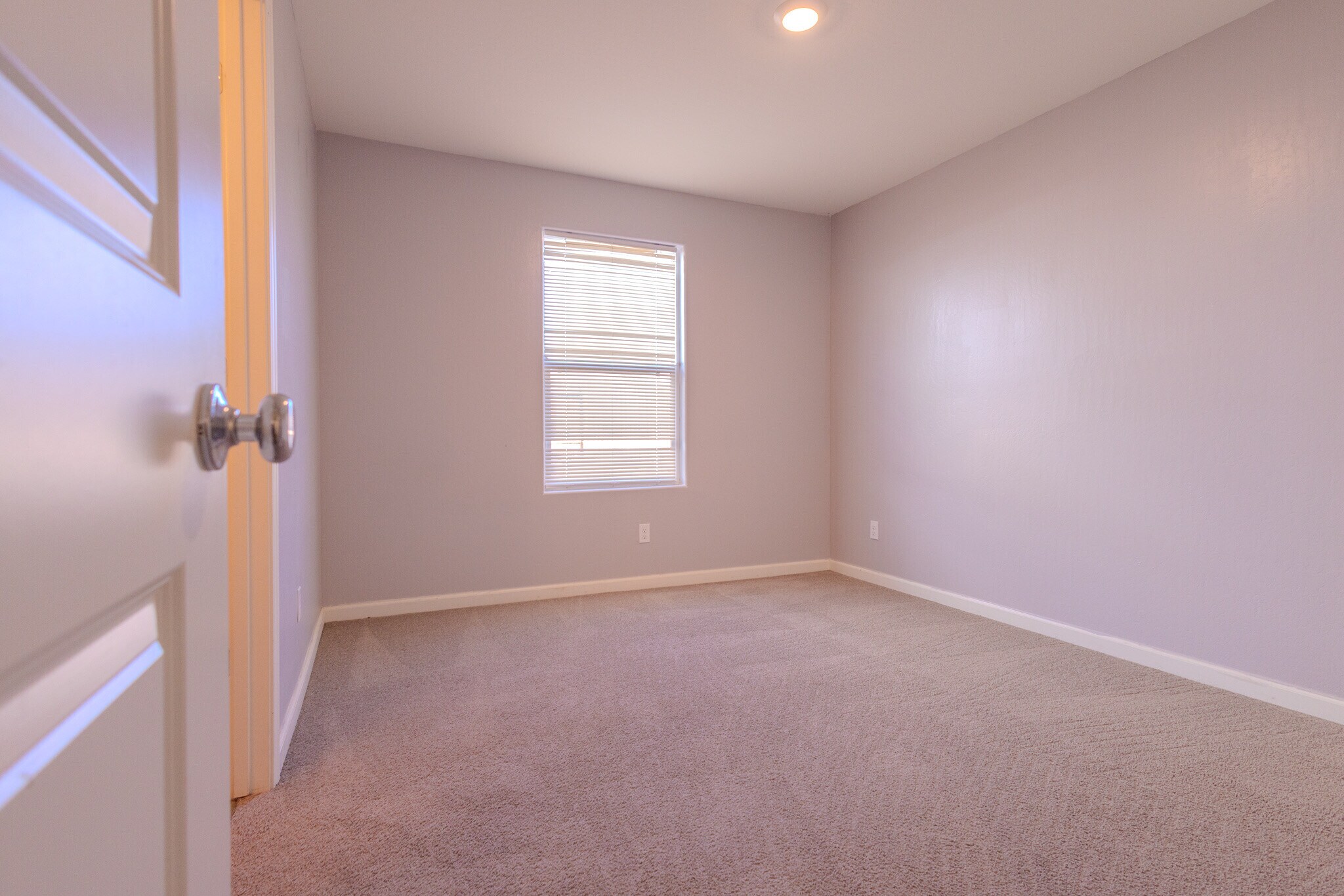 Building Photo - 5803 Vespucci Ave