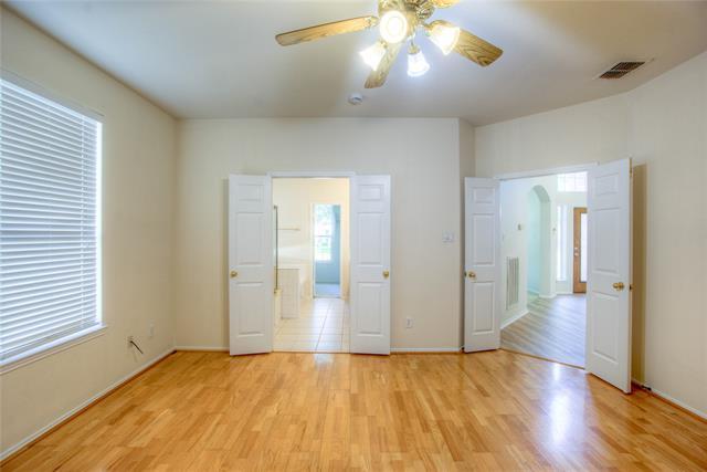 Building Photo - 1118 Elmbrook Ct