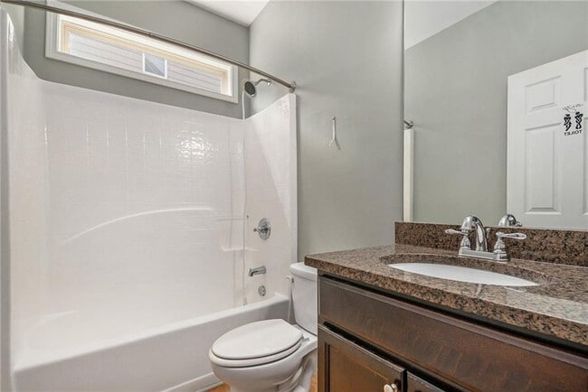 Building Photo - 1545 Shiloh Manor Ct