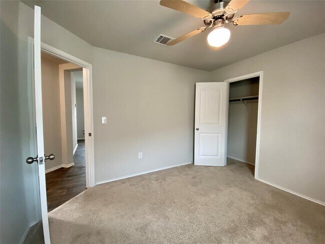 Building Photo - 5708 Shanjia Dr