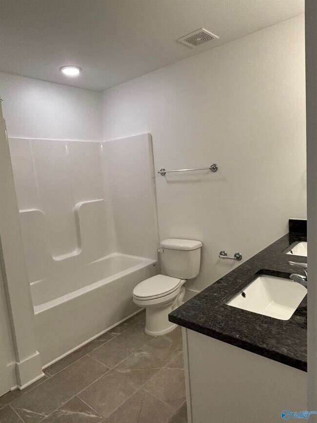 Building Photo - 109 Pitalo St