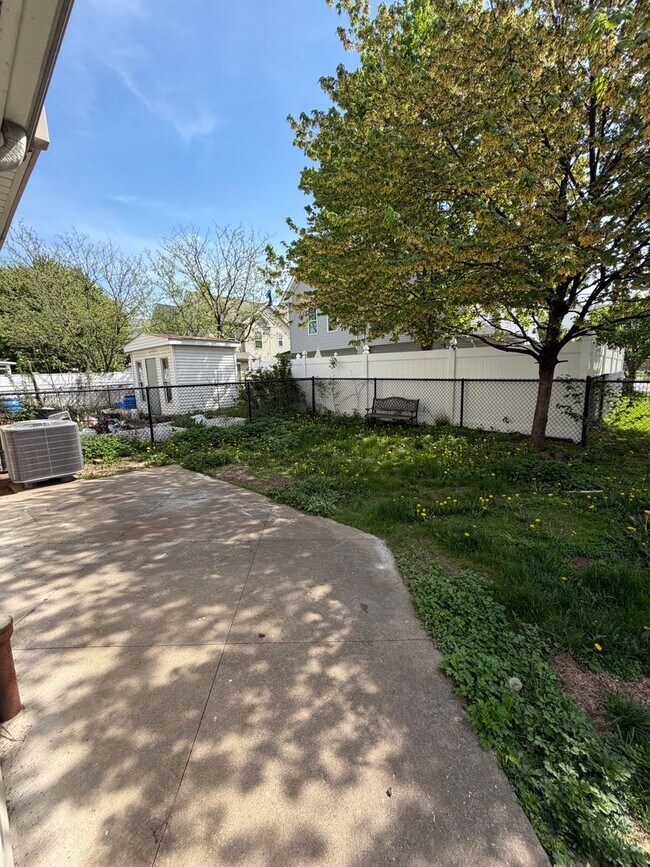 Building Photo - ??? MODERN 3BD & 1.5BATH HOUSE WALKING DISTANCE TO TEMPLE UNIVERSITY!!! ???