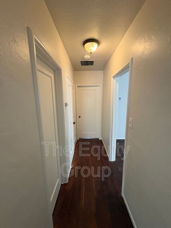 Building Photo - 1610 W College Ave