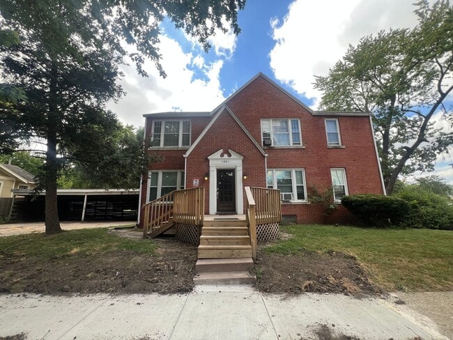 Primary Photo - 1401 S Spring St