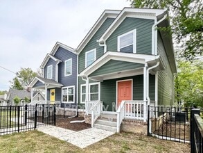 Building Photo - 2106 Duncan Ave