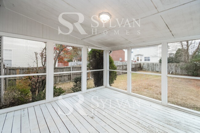 Building Photo - At Last, This Is What You Have Been Searching For!