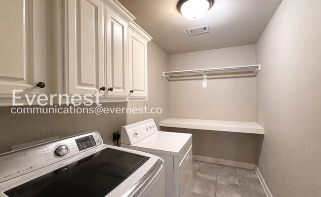 Building Photo - 39 Fletcher Dr