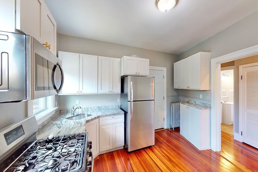 Building Photo - 544 Hope St