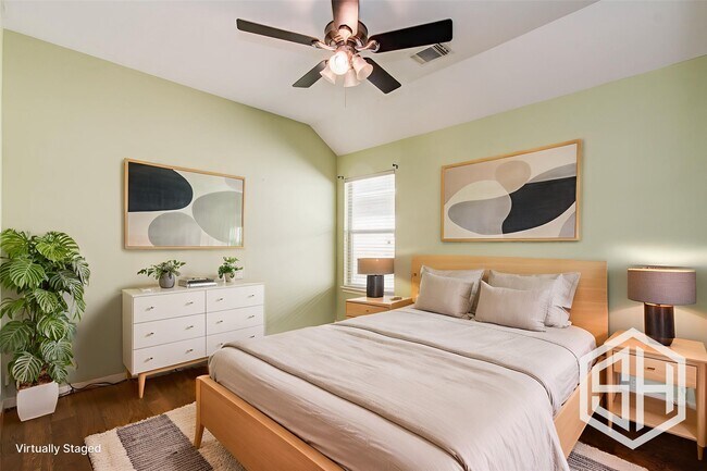 Building Photo - 13558 Fawn Lily Dr