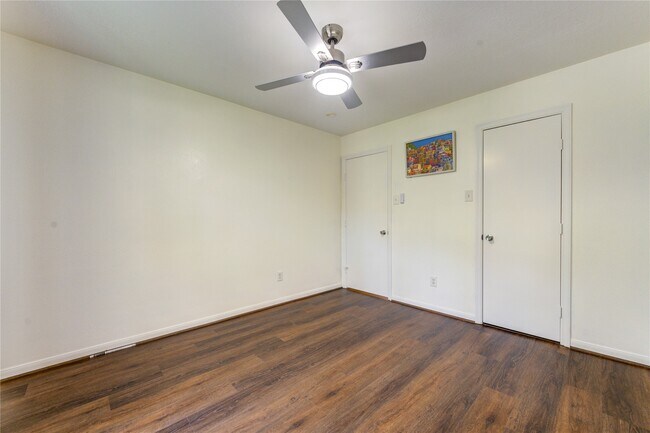 Building Photo - 1215 Whisper Trace Ct