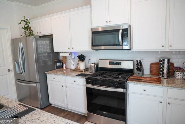 Building Photo - 3156 Ellenton Dr
