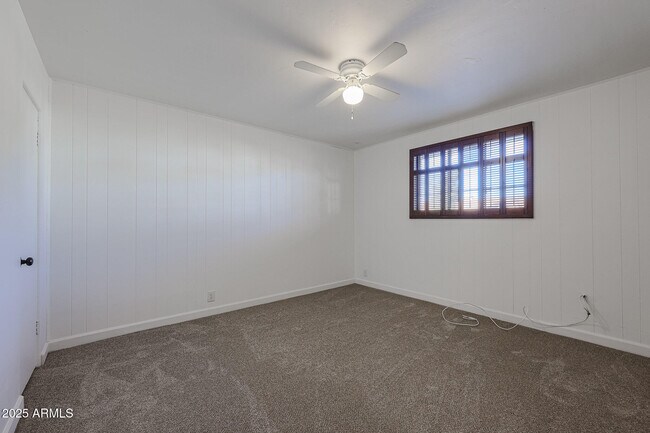 Building Photo - 4122 N 6th Ave