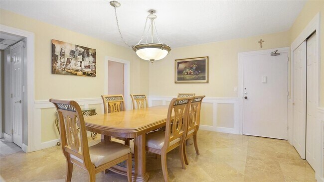 Building Photo - 4250 Galt Ocean Dr