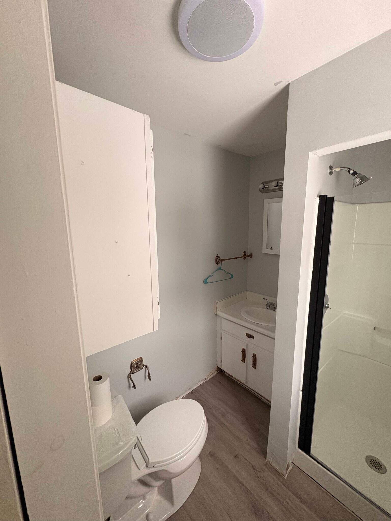 Building Photo - 66 Sea View Ave