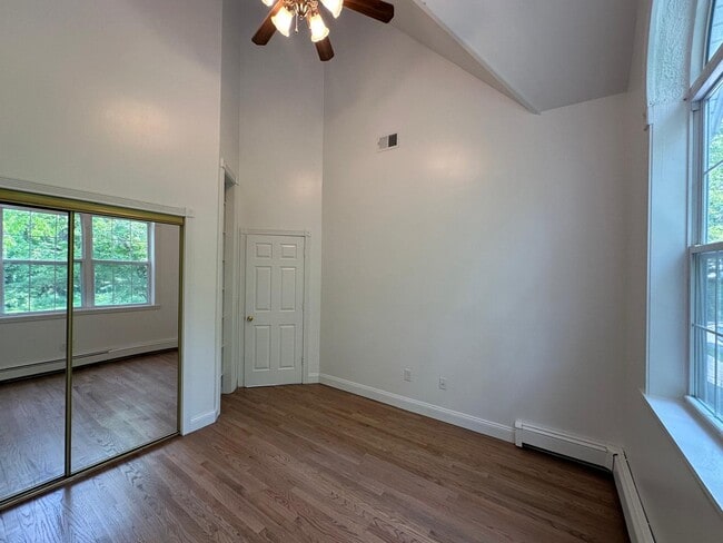 Building Photo - 26 Hulsetown Rd