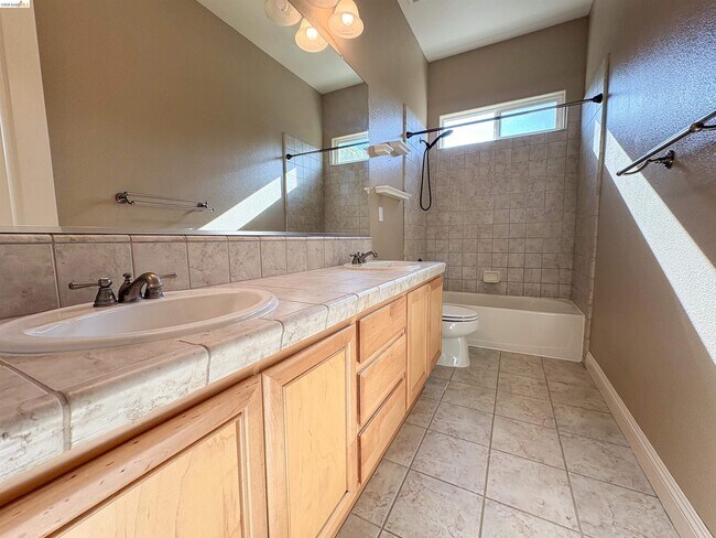 Building Photo - 2497 Winged Foot Rd