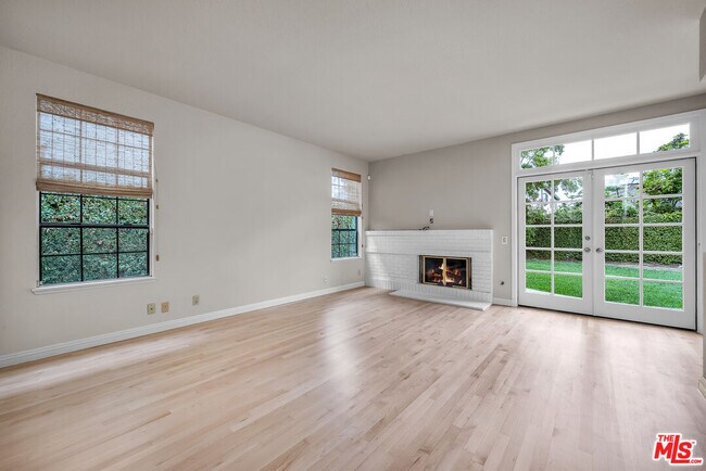 Building Photo - 7517 W 81st St
