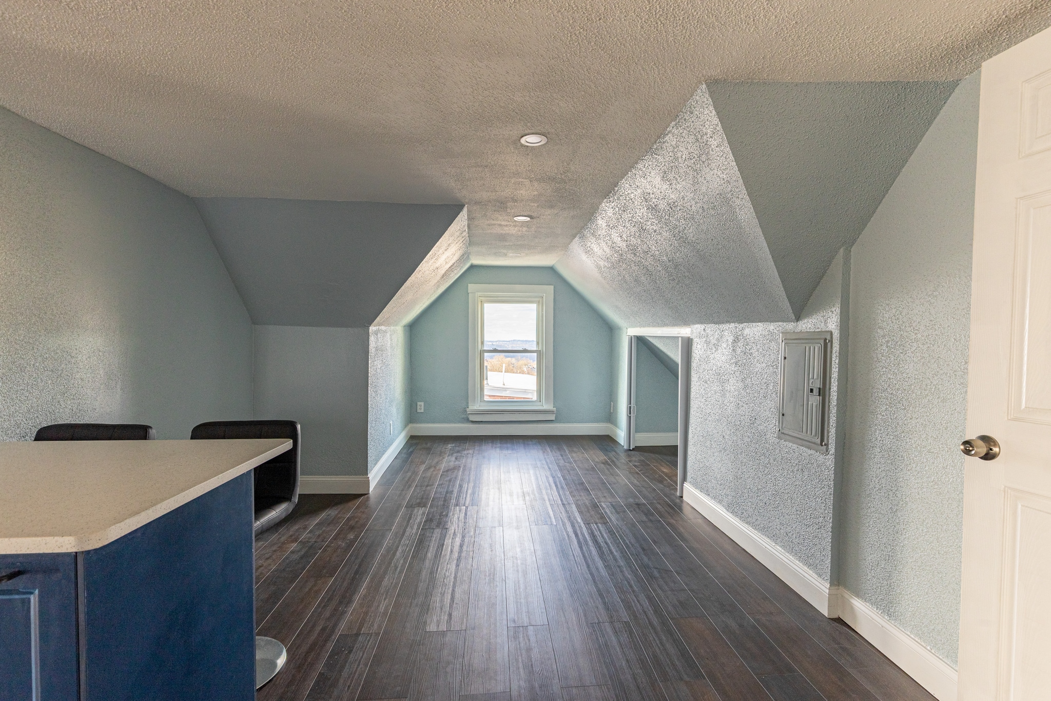 Building Photo - 310 Marsonia St