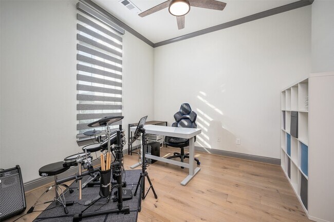 Building Photo - 5105 High Rdg Trl