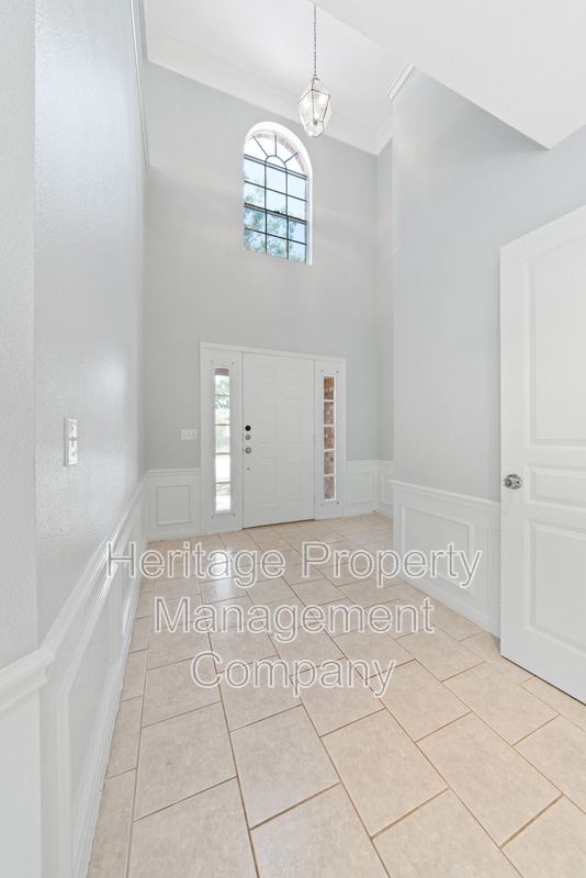 Building Photo - 25222 Flaming Arrow