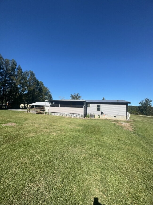 Building Photo - 1557 Catherine Lake Rd