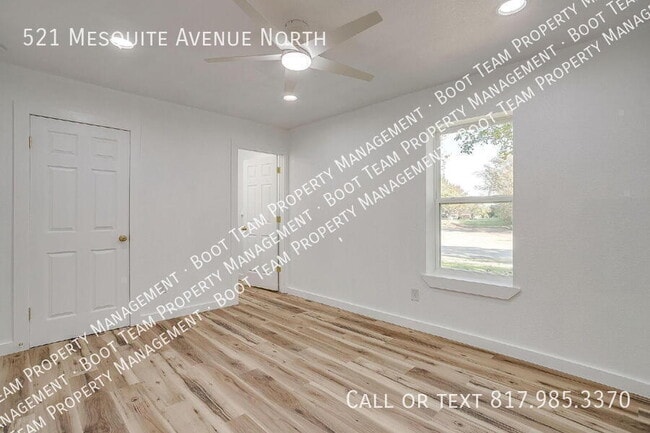 Building Photo - 521 Mesquite Ave N