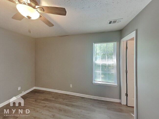 Building Photo - 4722 Coker Dr