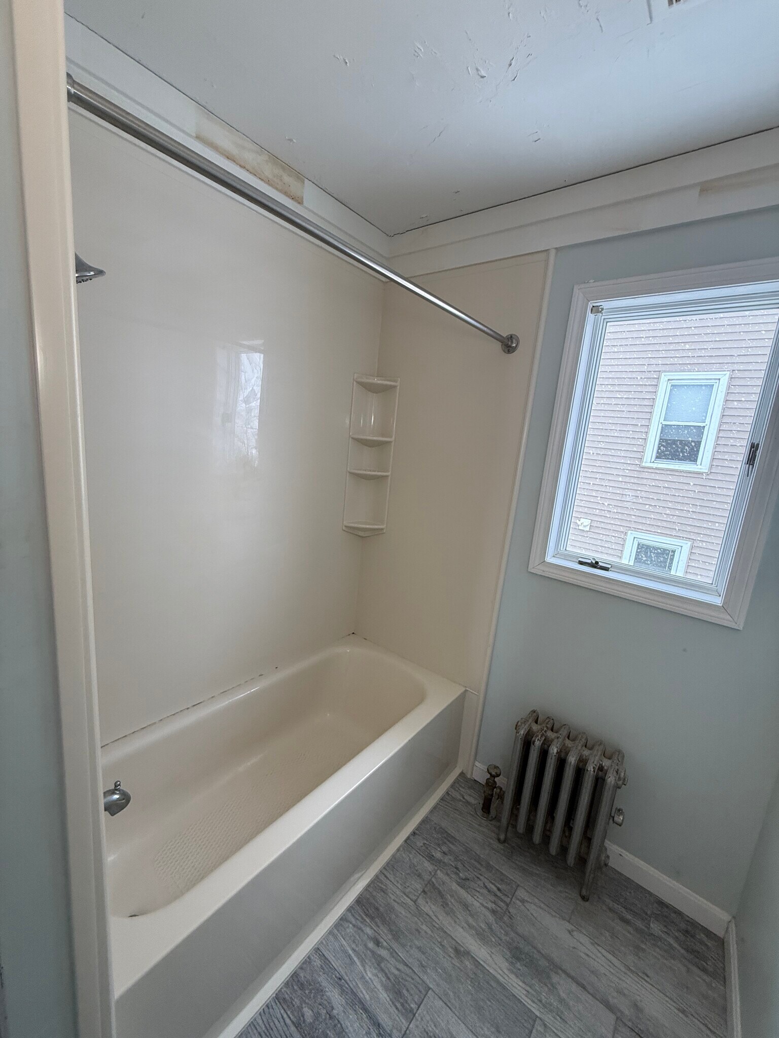 Building Photo - 19 Mattson Ave