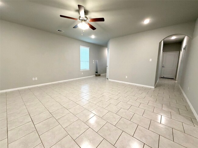 Building Photo - 31755 Wellington Pass