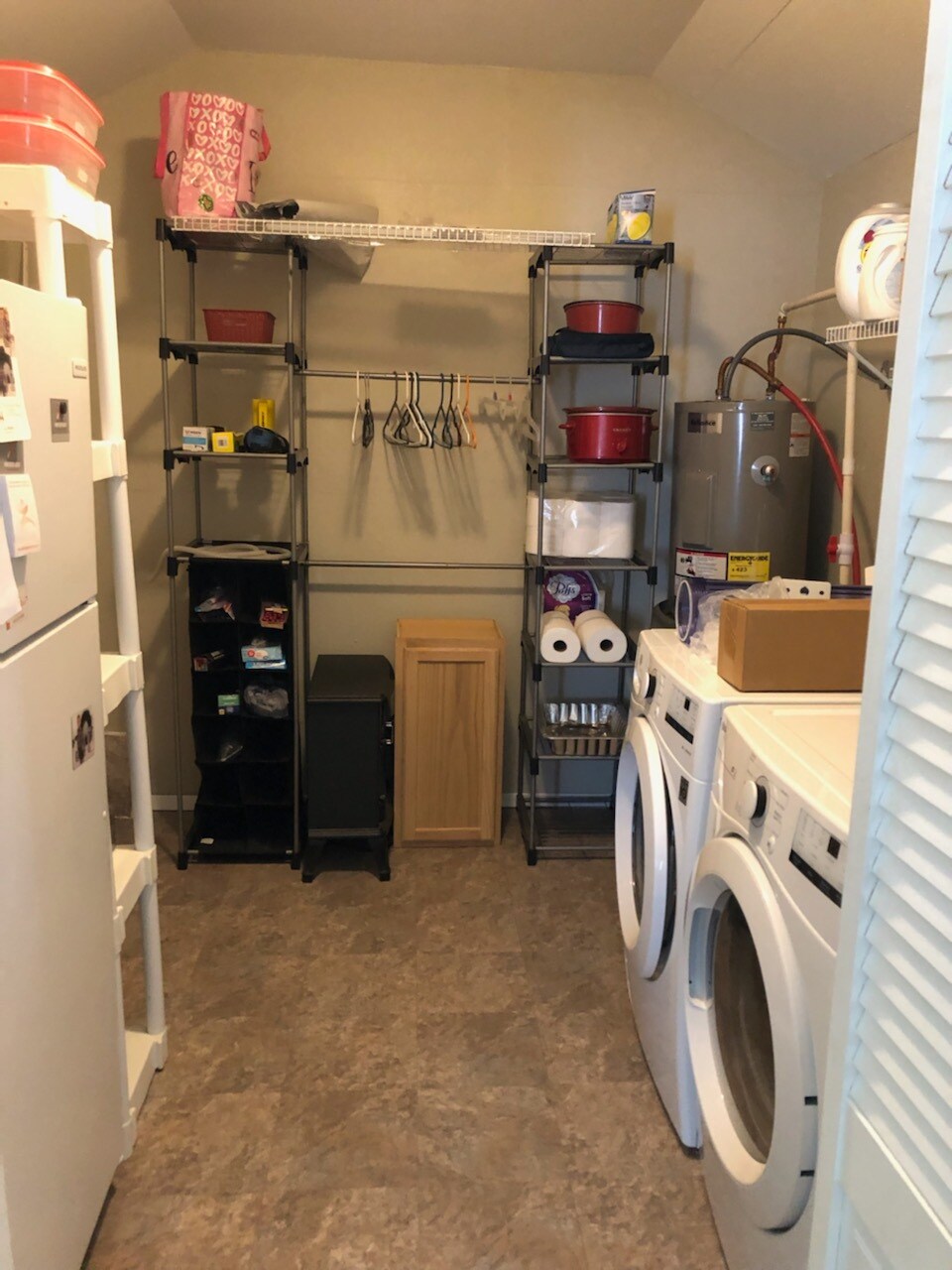 Large utility room aka pantry storage - 1001 Robertson