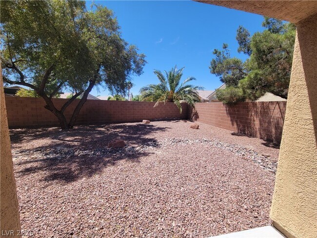 Building Photo - 6729 Curlews Ct