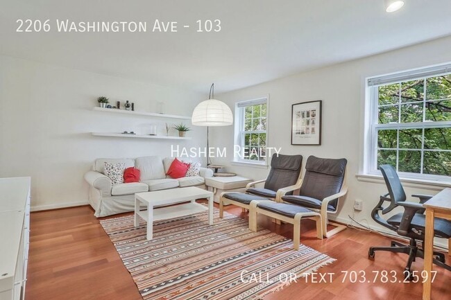 Building Photo - 2206 Washington Ave