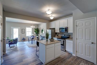 Building Photo - 641 McKay Way