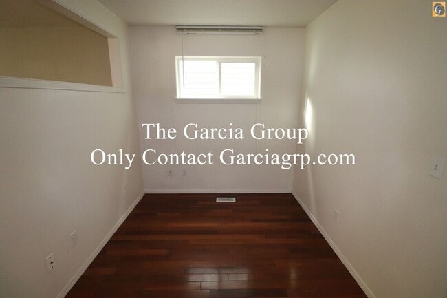 Building Photo - 6034 Northeast Birch Street