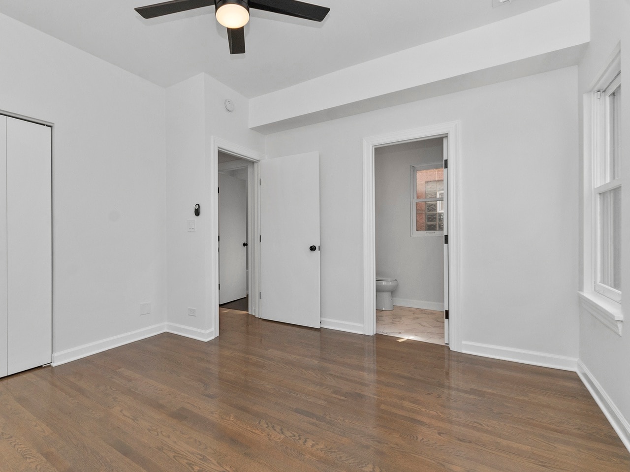 Building Photo - 3720 S Calumet Ave